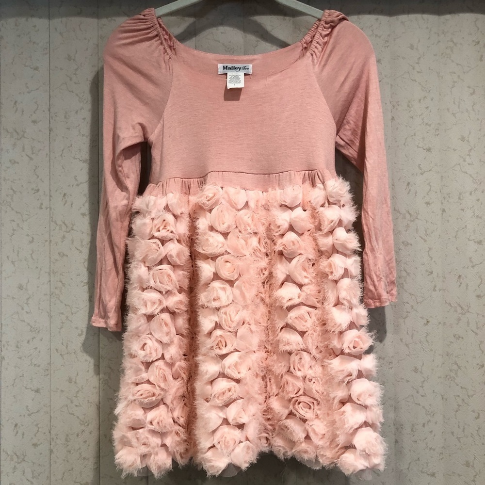 Malley too peachy pink rosette dress. Size 8
